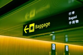 Closeup of baggage sign