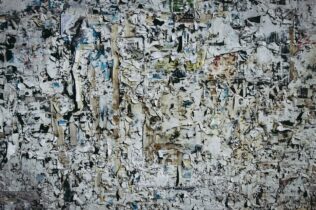 White and grey concrete wall